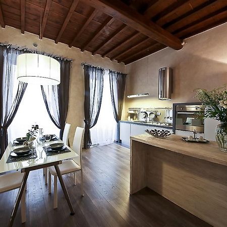 Apartments Florence - Giglio Santa Trinita Zimmer foto